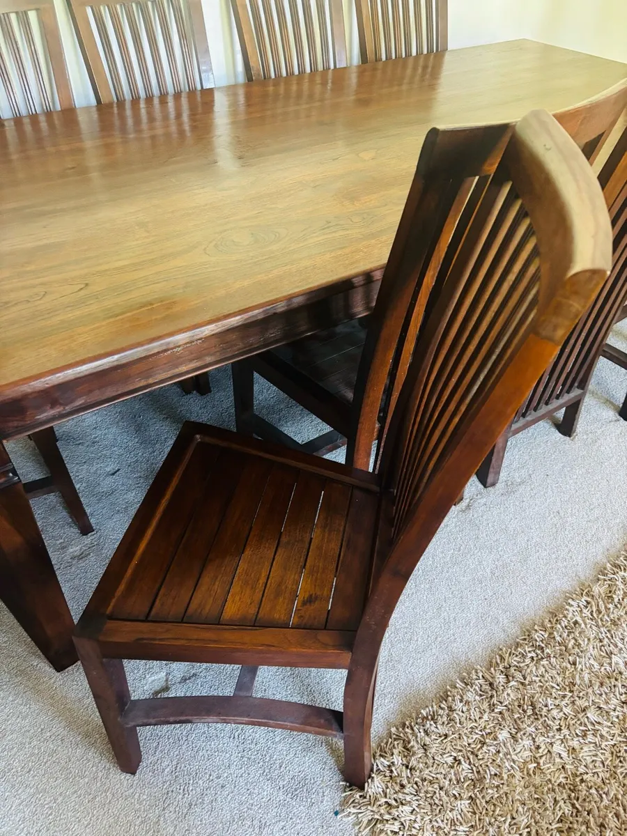 IMMACULATE  Solid Teak Wood Table 10 Dining Chairs - Image 3