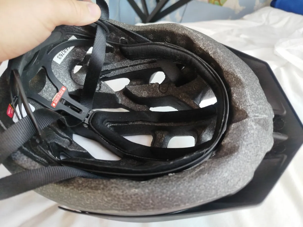 Lazer Helmet - Image 2