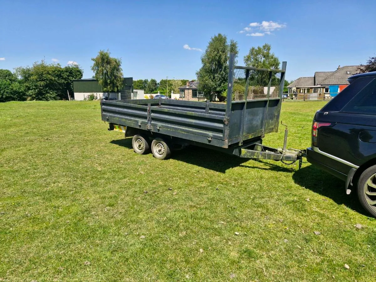 Trailer - Image 1