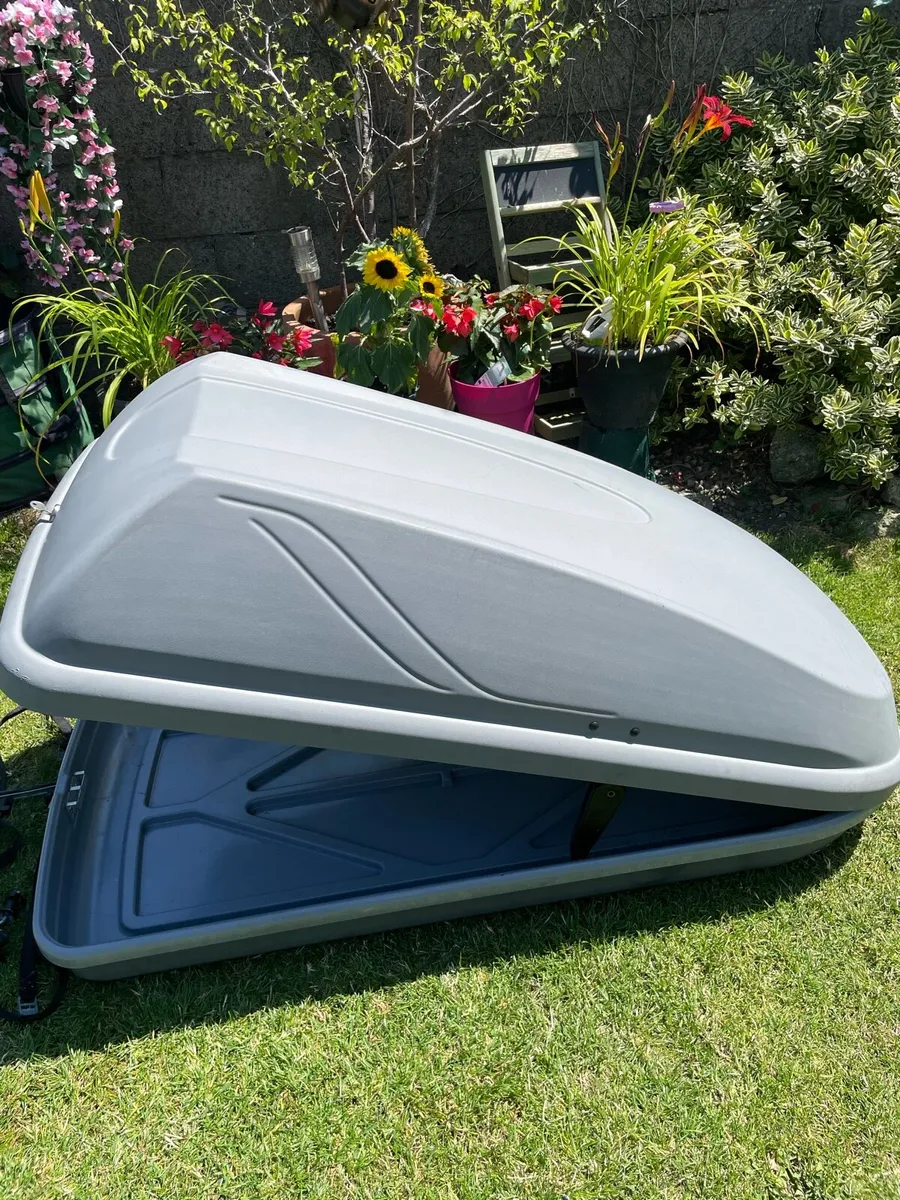 Car roof box - Image 3