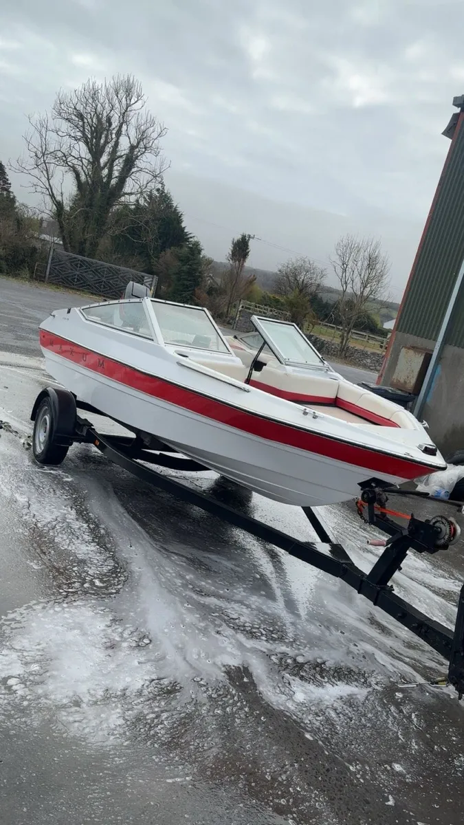 SPEED BOAT - Image 1