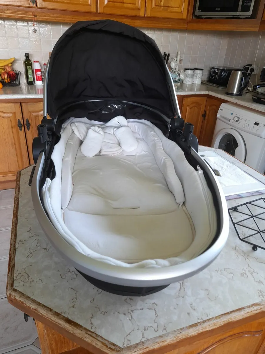 Silver Cross Buggy - Image 3