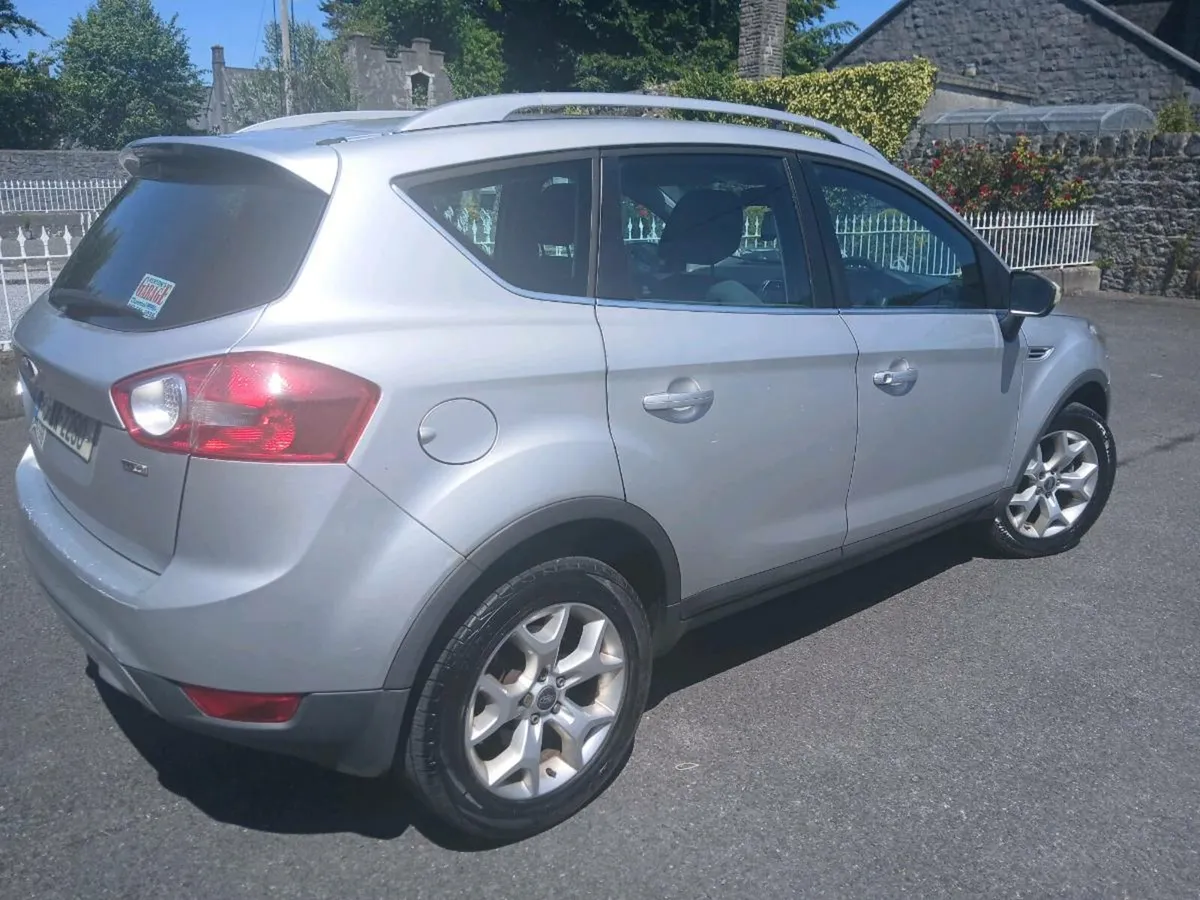FORD KUGA (2010)  ZETEC 2.0 TDCI NCT 08/12/25 - Image 4