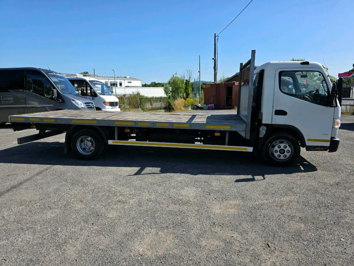 Mitsubishi Canter Fuso - Image 2