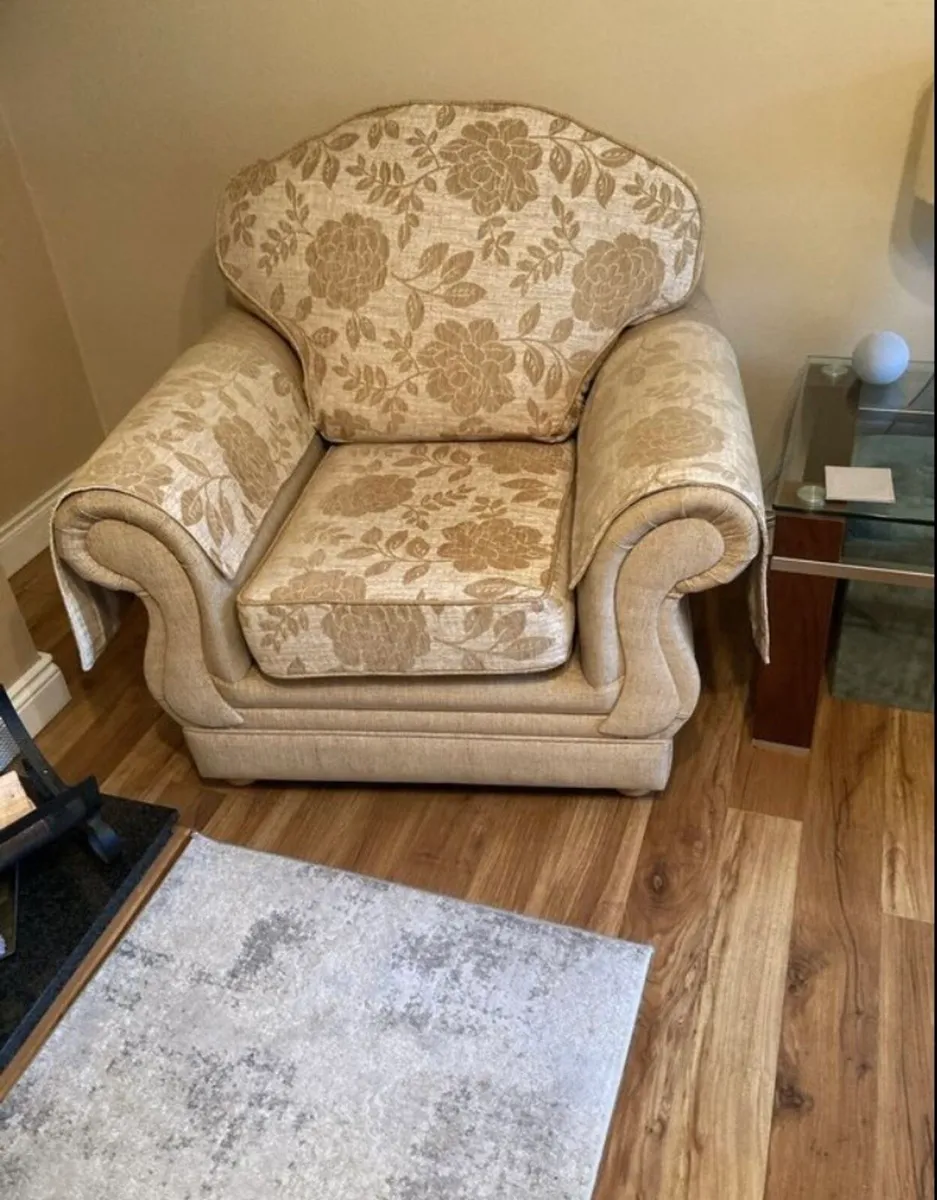 Suite of furniture - Image 3