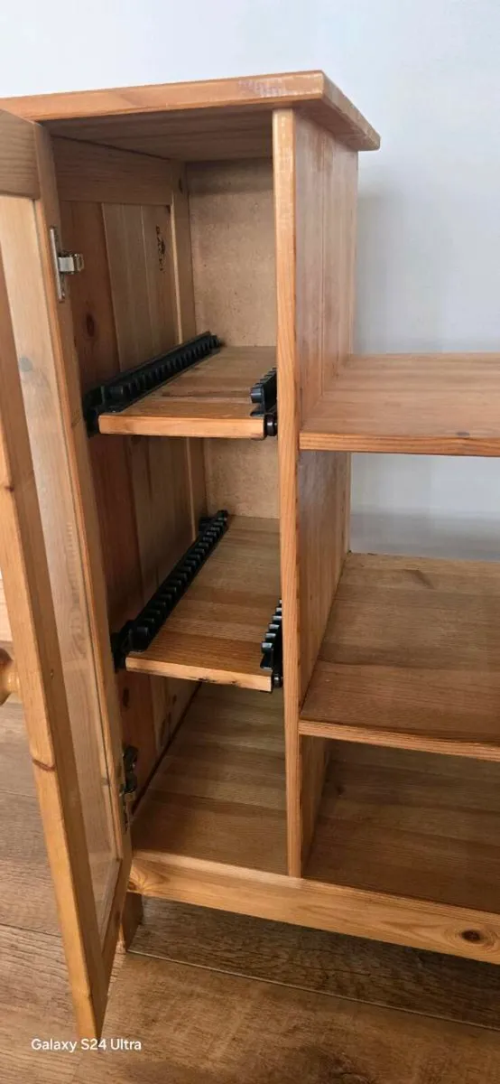 MEDIA UNIT - Image 2