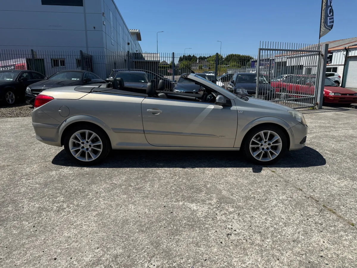 Opel Astra Convertible - Tax & NCT - €1999 - Image 3