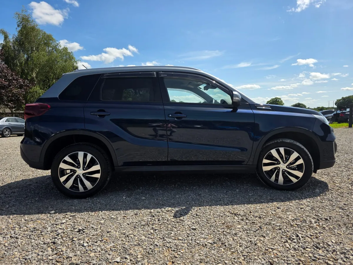 2022 Suzuki Escudo Hybrid - Image 4