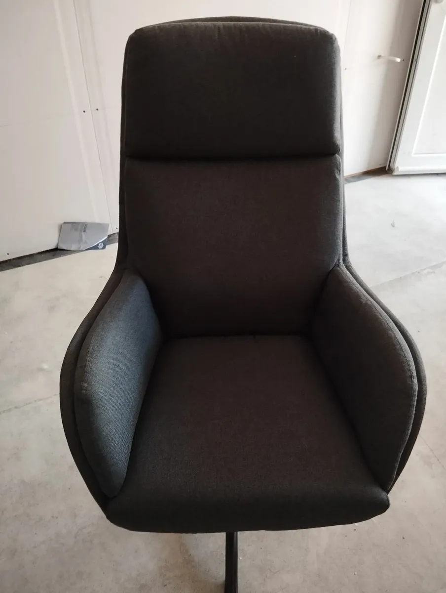 Swivel chair and foot stool - Image 3