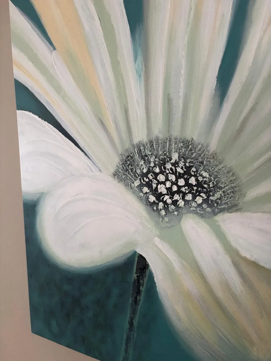 2 beautiful ‘identical’ canvas pictures - Image 2
