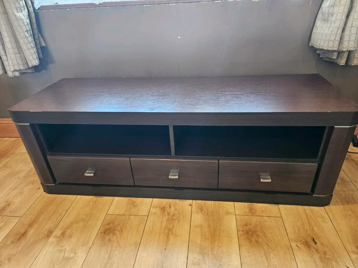 TV stand with drawers - Image 1