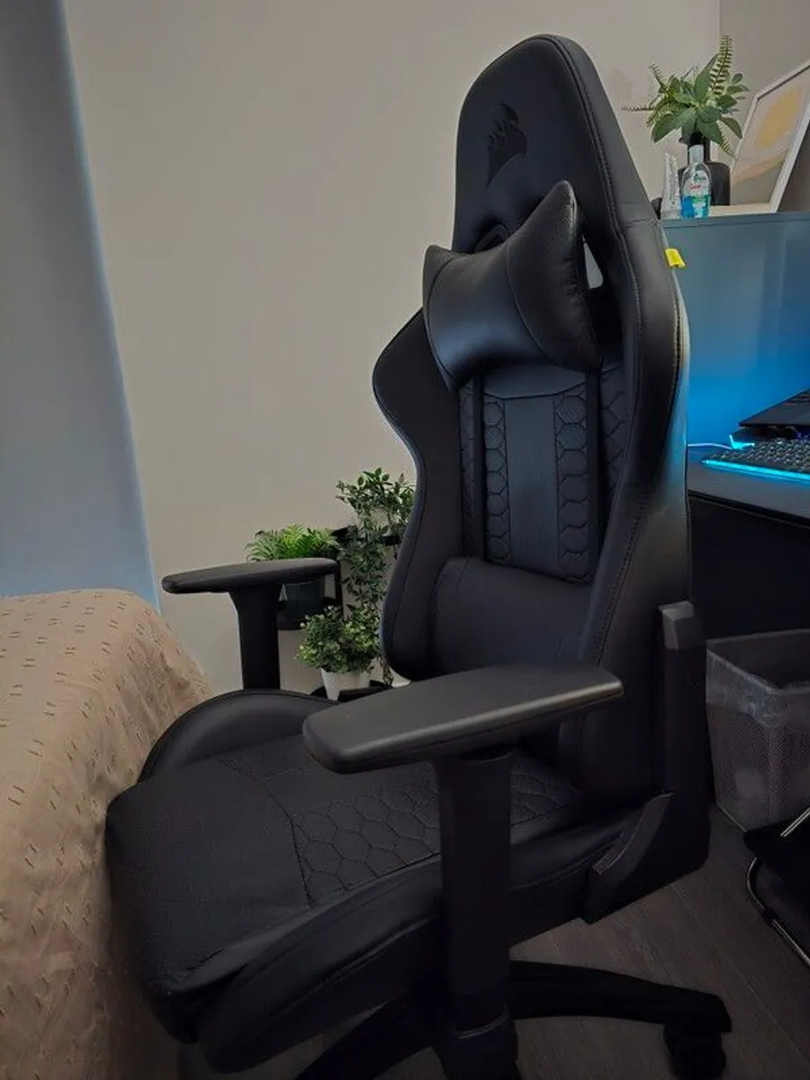 Corsair TC100 Relaxed Gaming Chair - Faux Leather, Black - Image 1