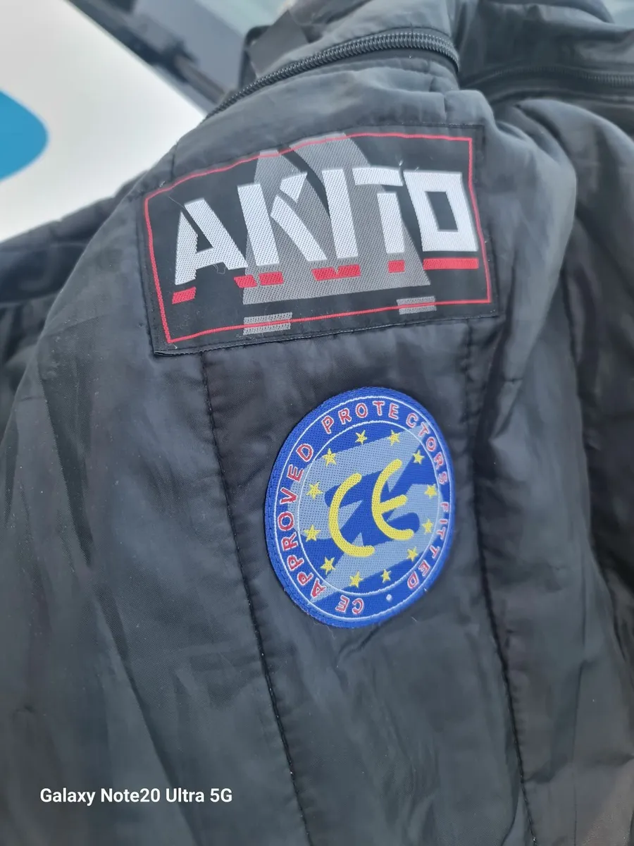 AKITO JACKET - Image 1