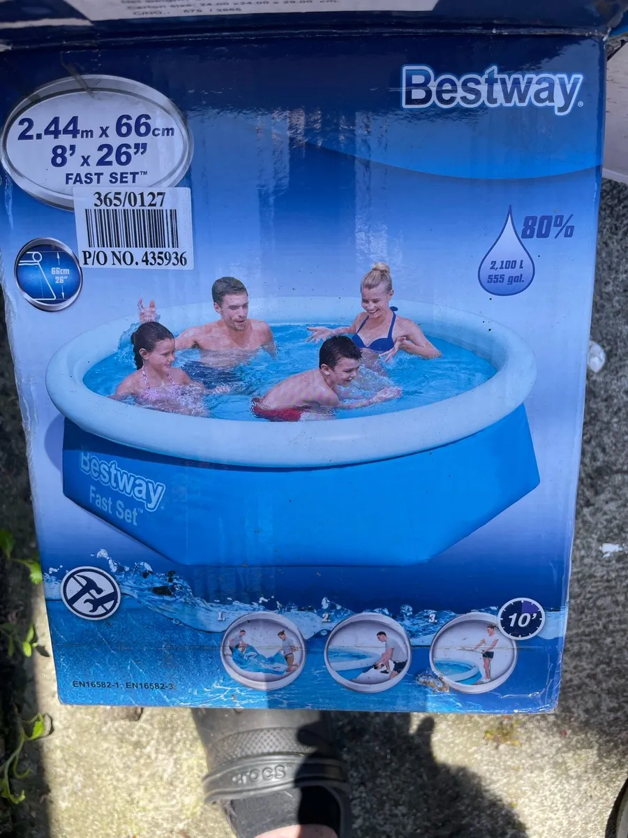 Swimming pool - Image 1