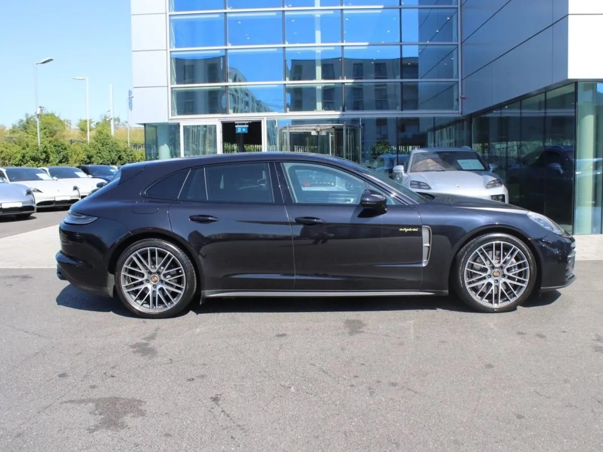Porsche Panamera Panamera 4S E Hybrid Sport Turis - Image 4