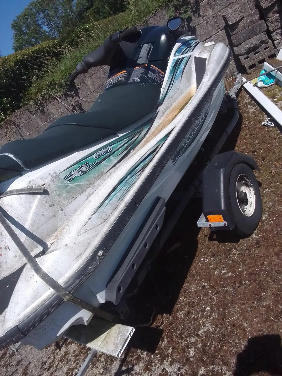 Jet ski - Image 2