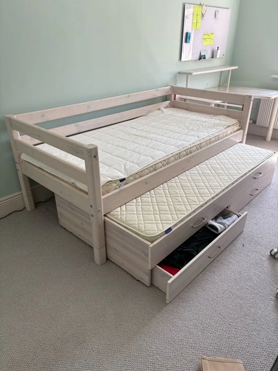 Childs Bed - Image 3