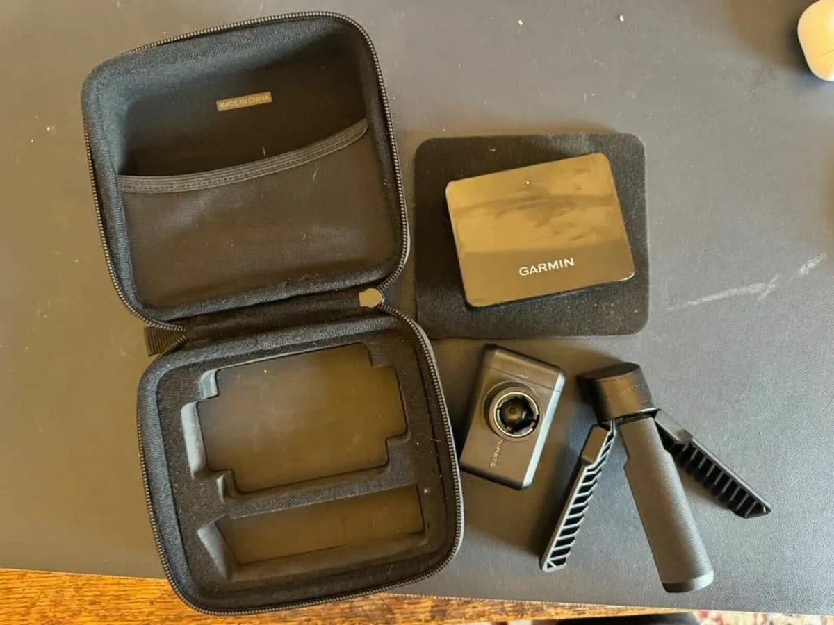 Approach R10 Golf Launch Monitor - Image 1