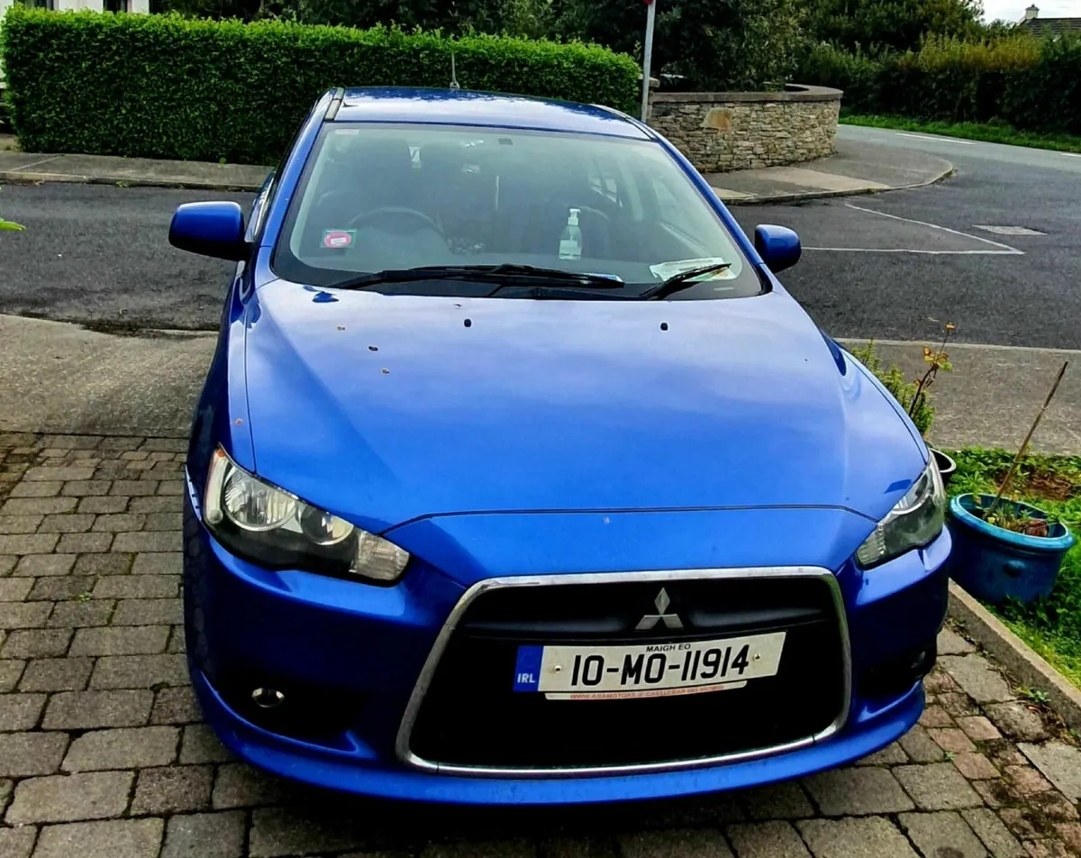 Mitsubishi Lancer 2010 - Image 2