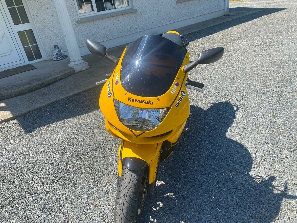 Kawasaki ZX6R - Image 3