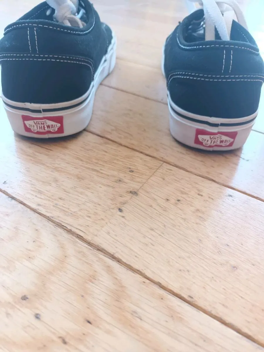 Black and white vans - Image 3