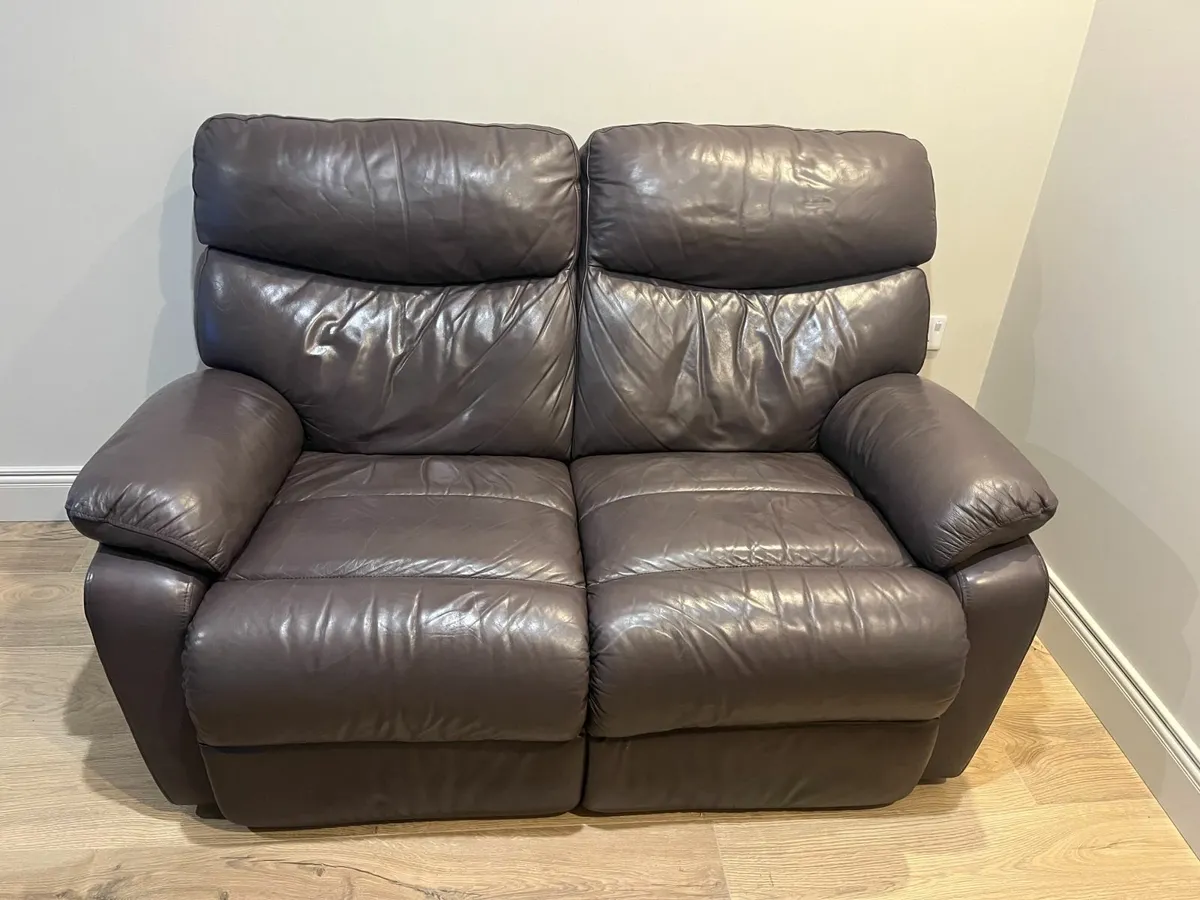 2 seater recliner - Image 1