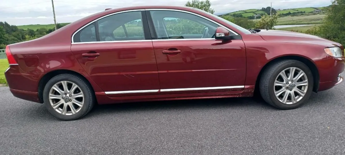 Car - Image 3