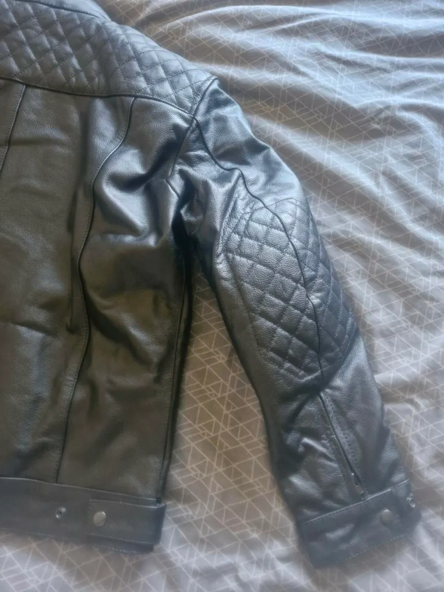 Leather jacket - Image 4