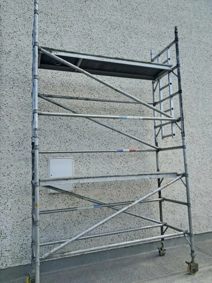 Aluminium Tower Scaffolding For Sale - Image 3