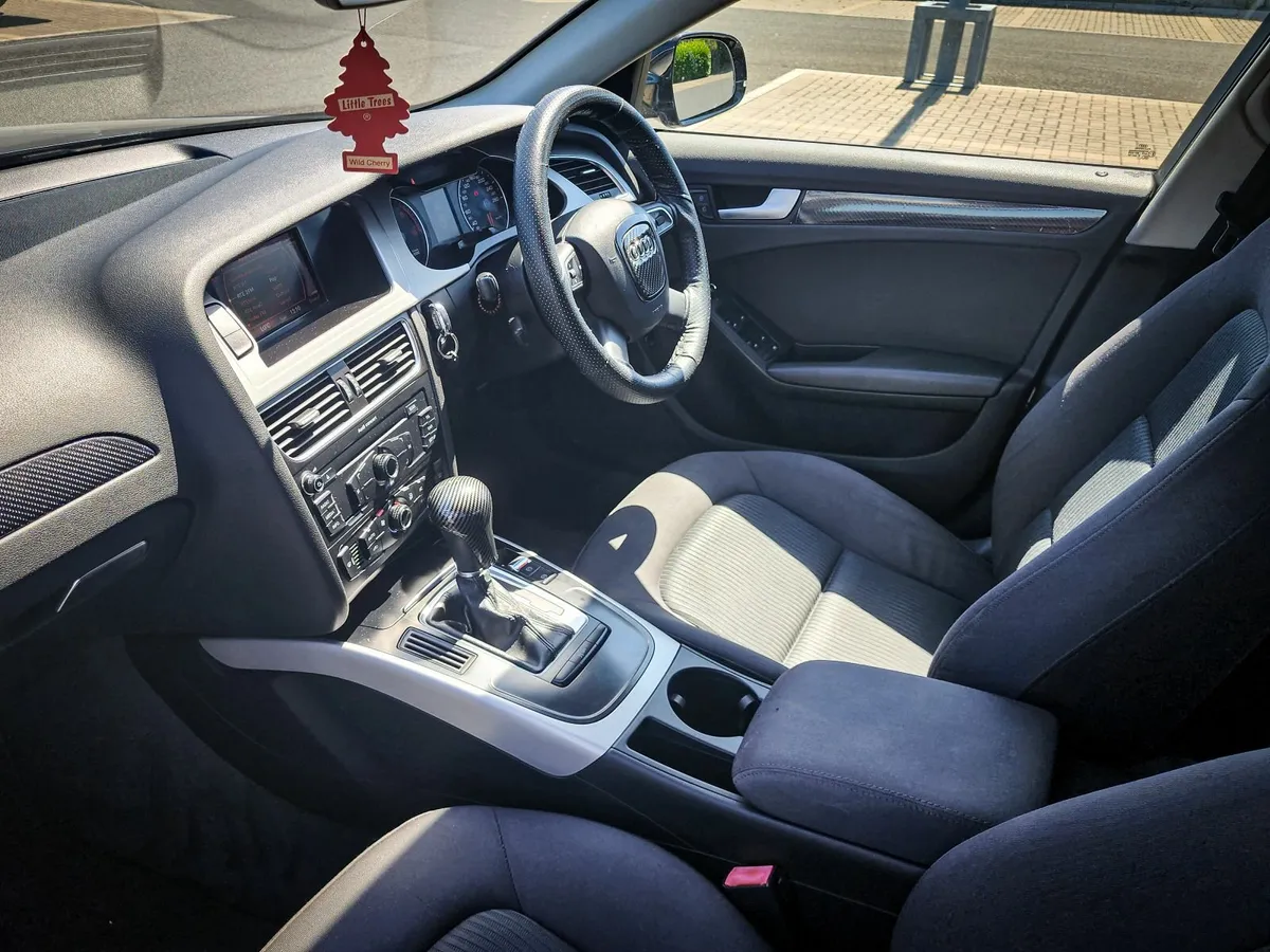 Audi A4 2012 - Image 3