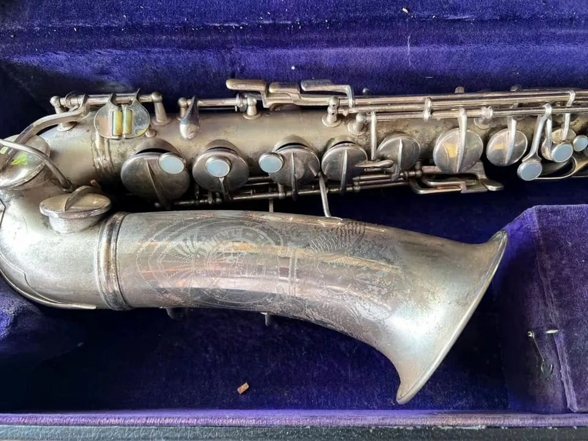 Vintage 1931 Pan American Eagle Globe Alto Sax - Image 1
