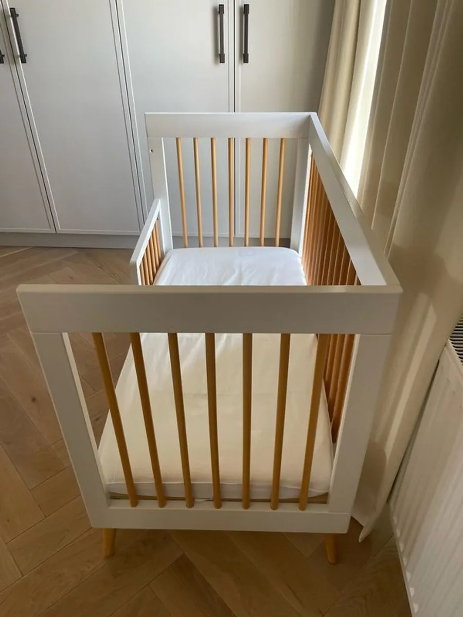 Obaby Maya Mini Cot Bed - Image 2