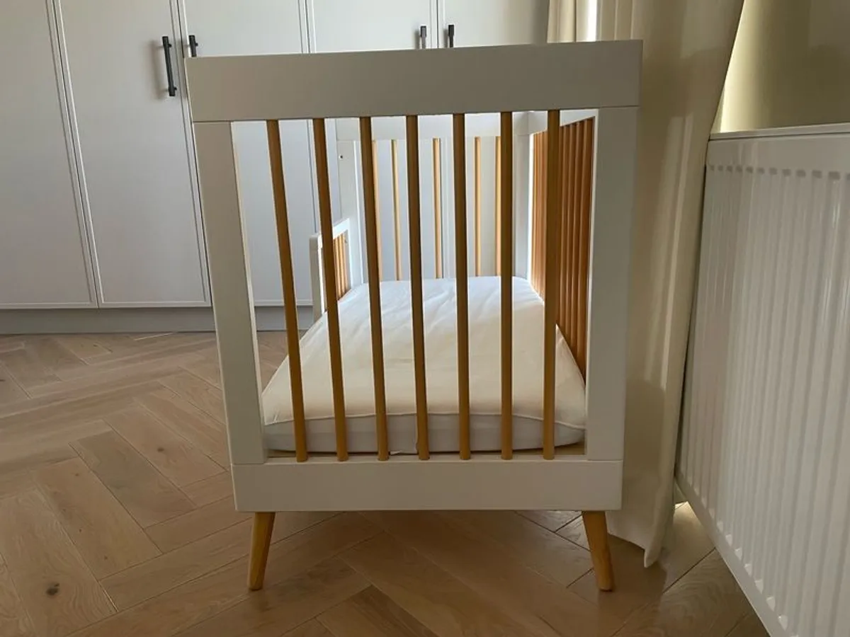 Obaby Maya Mini Cot Bed - Image 3