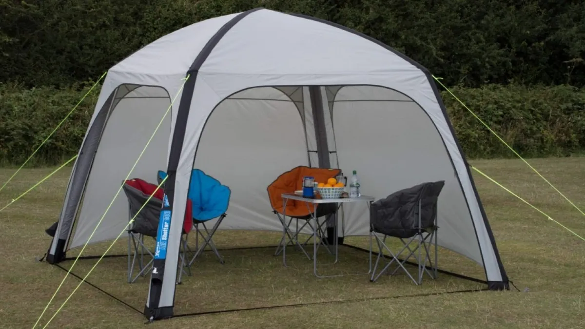 Kampa / Dometic 300 Air Shelters with Sides - Image 3