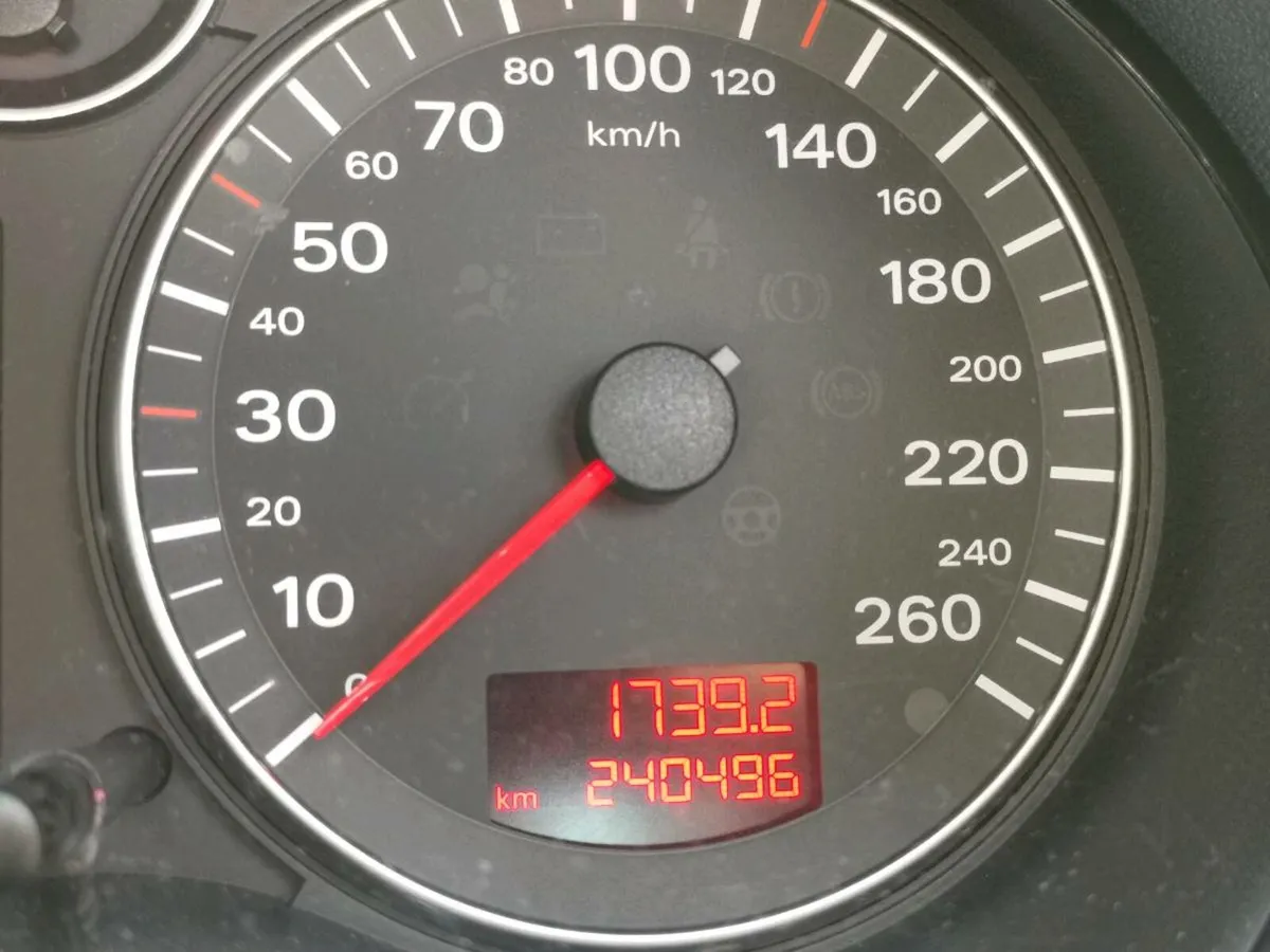 AUDI A3 1.6 102HP ATTRACTION  #NEW NCT# - Image 3