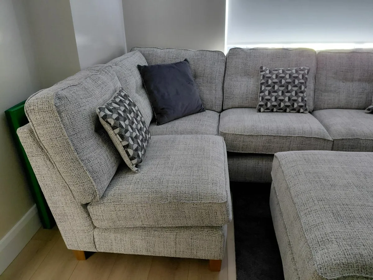 Corner Suite - Image 3