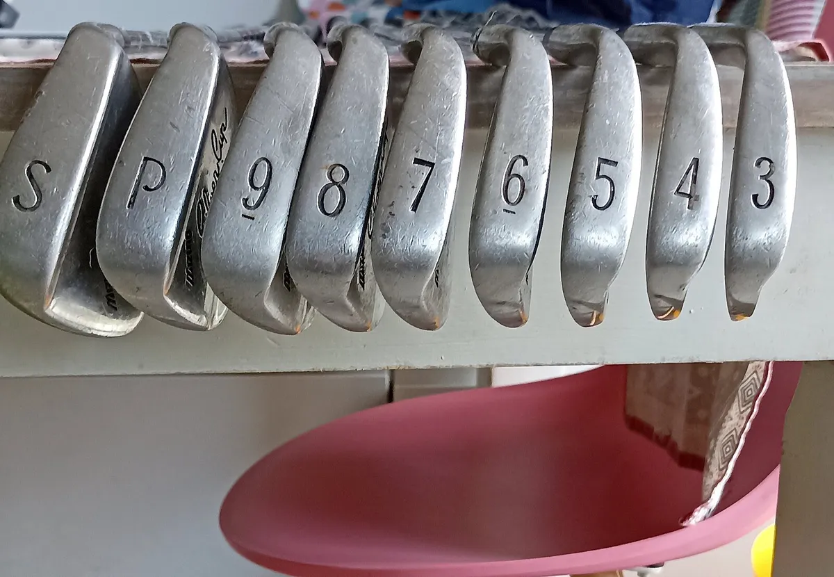 Mizuno golf clubs - Image 1