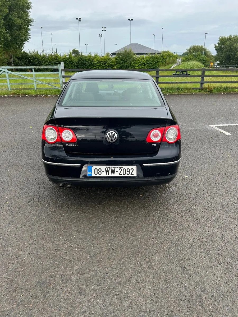 Volkswagen Passat 2008 - Image 4