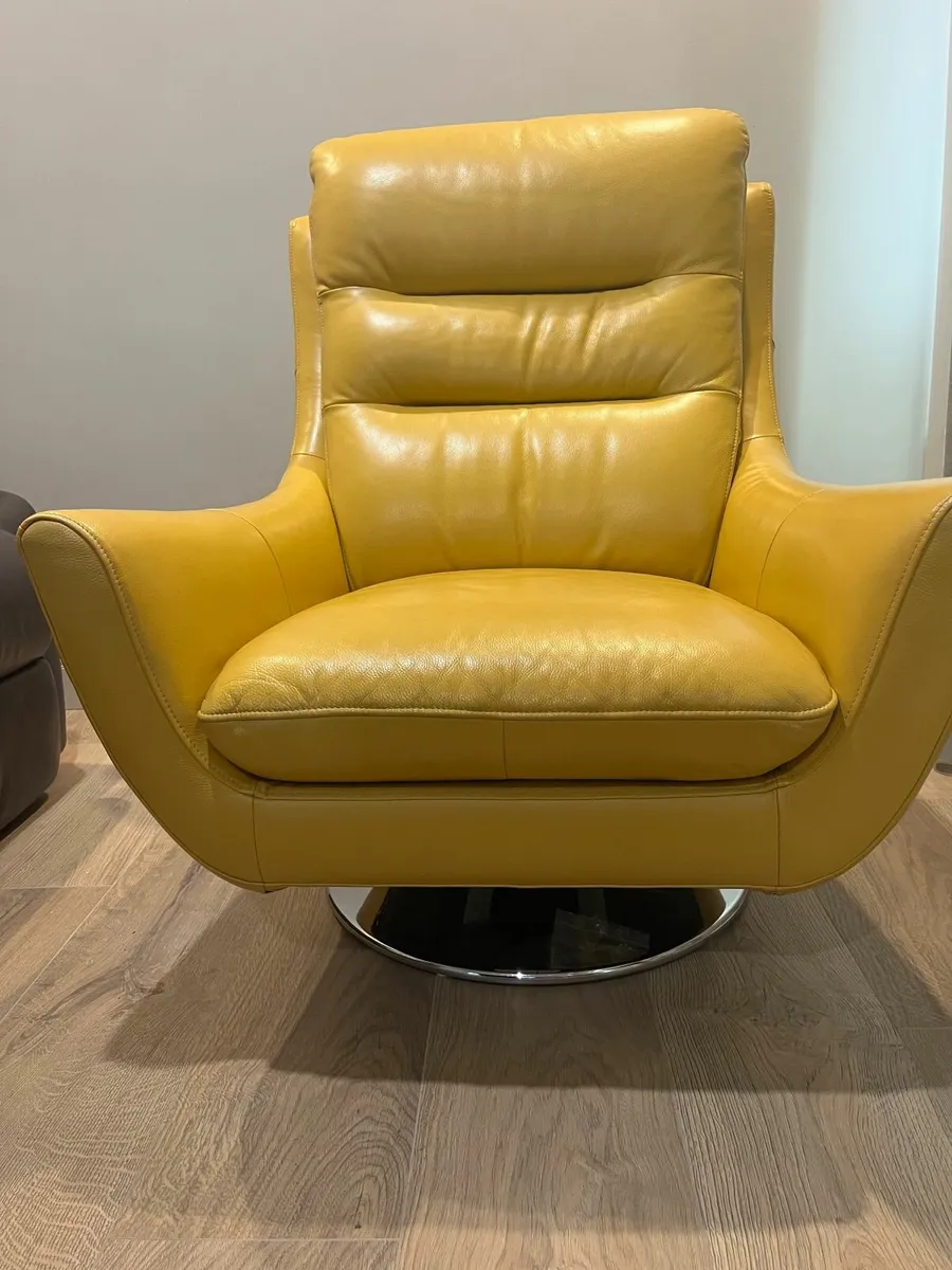 2 Armchairs - Image 2