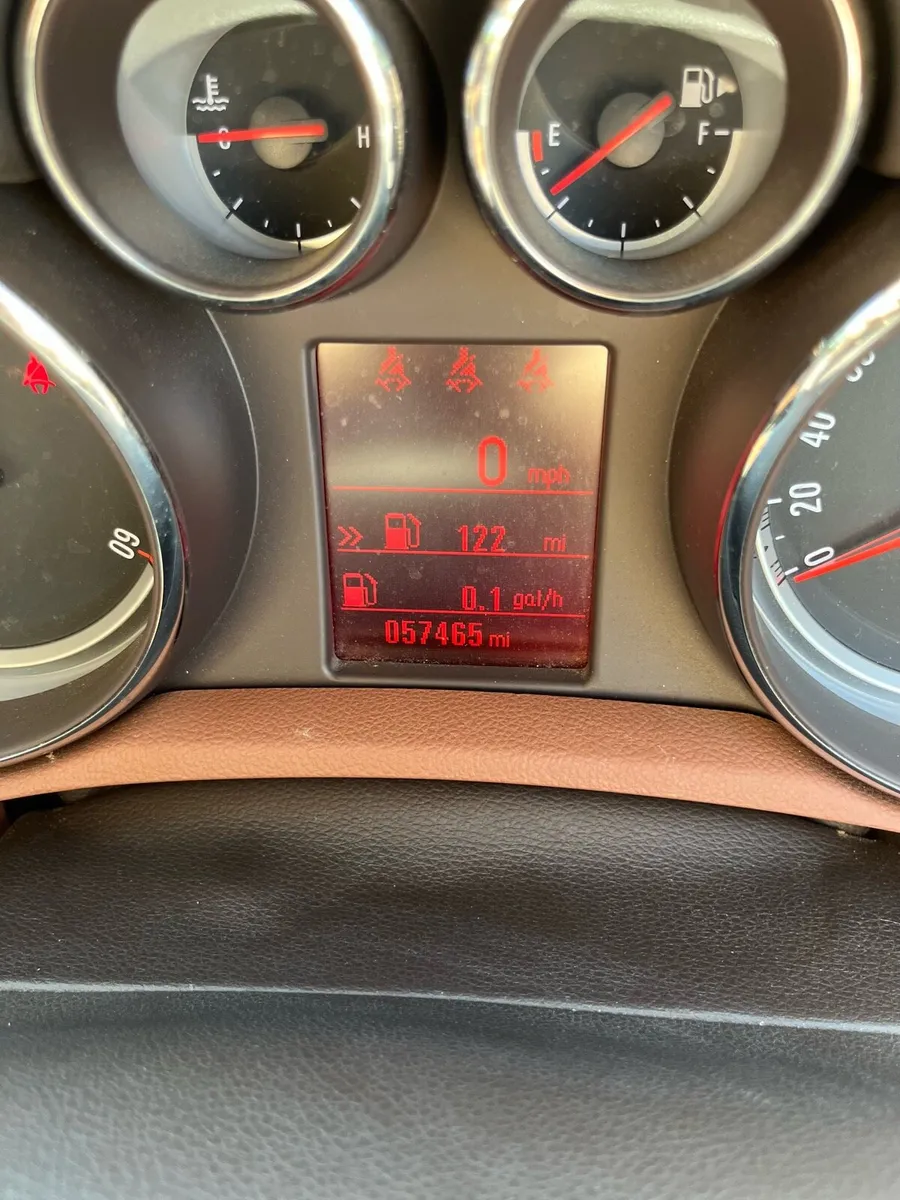 Opel Mokka 4x4 Luxury Trim - Image 4