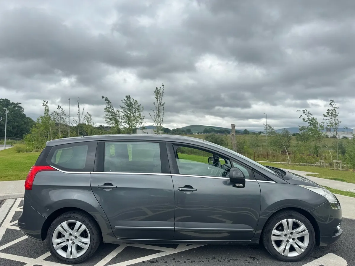 Peugeot 5008 7 seater  AUTOMATIC ( Fresh NCT ) - Image 4