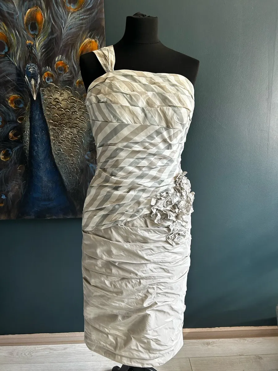 Ian Stuart Design Dress Mother Of The Bride - Image 4