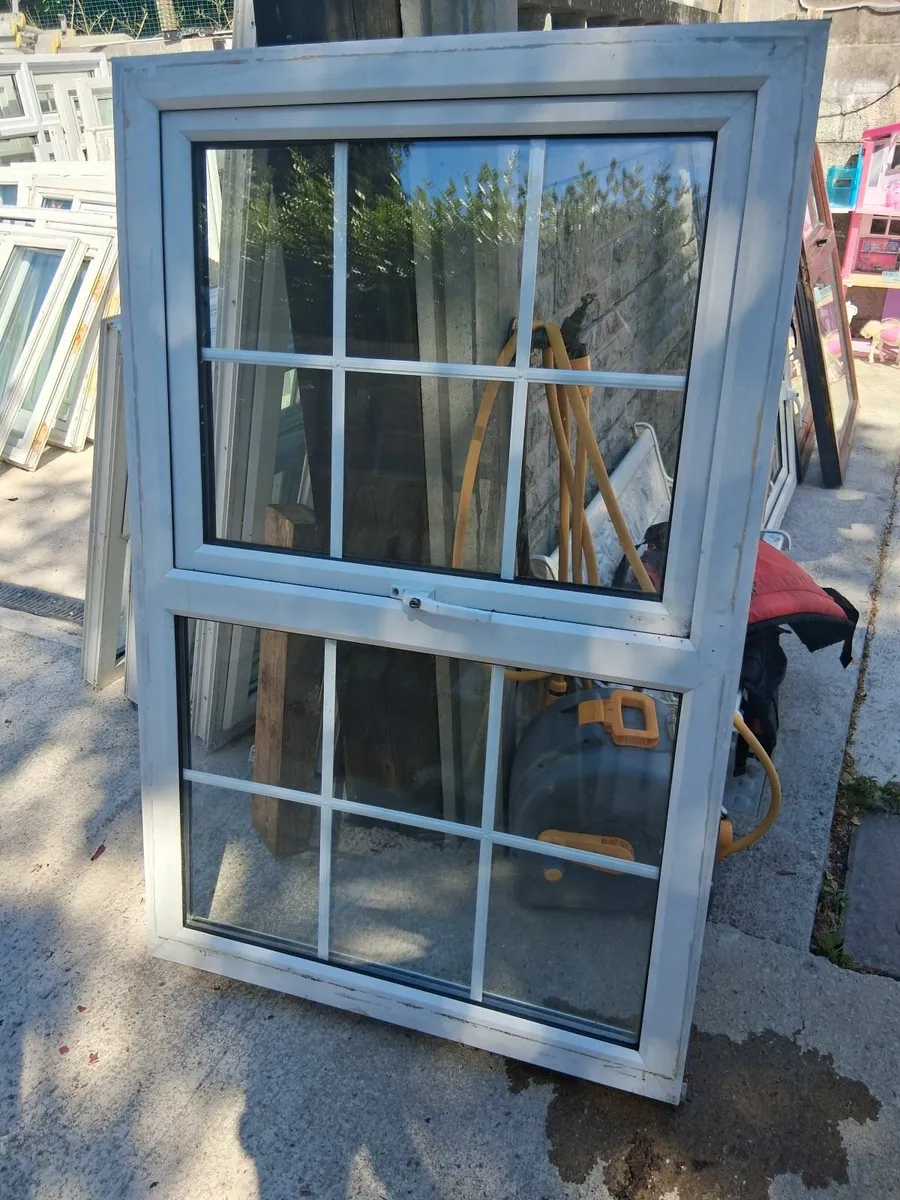 2 Pvc windows same - Image 1