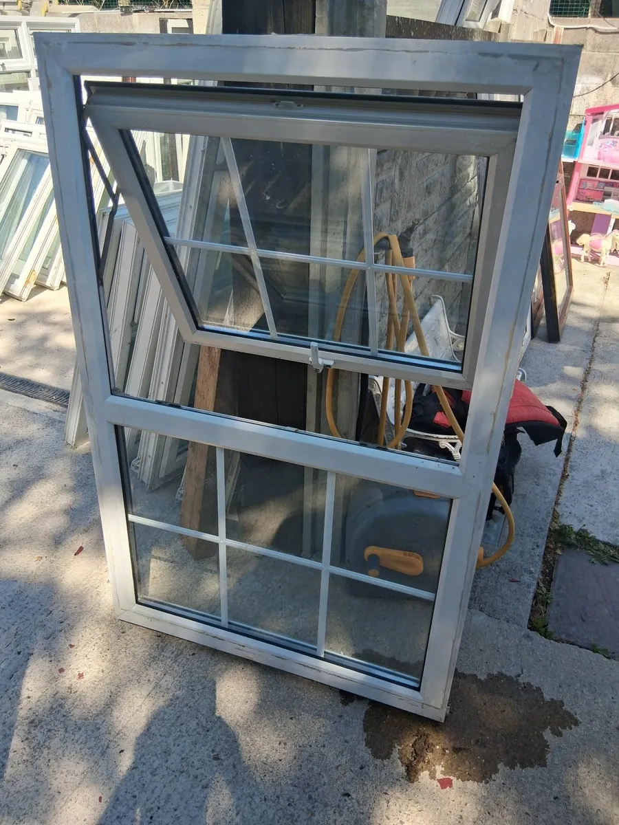 2 Pvc windows same - Image 2
