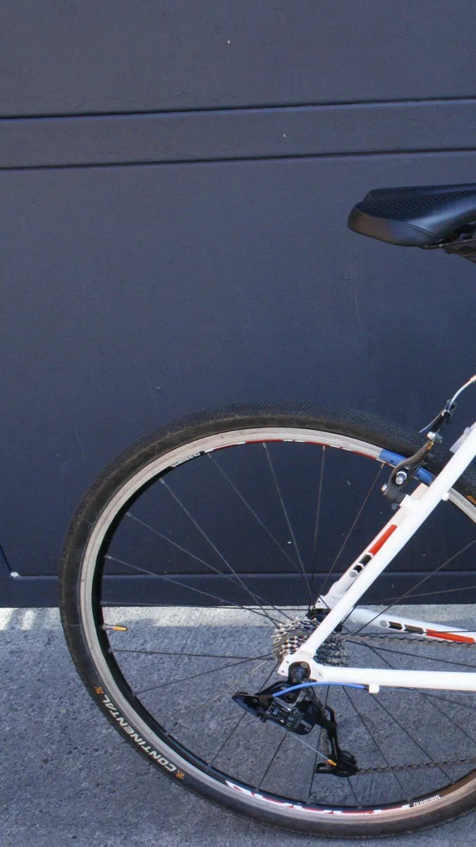 Trek FX - Image 2