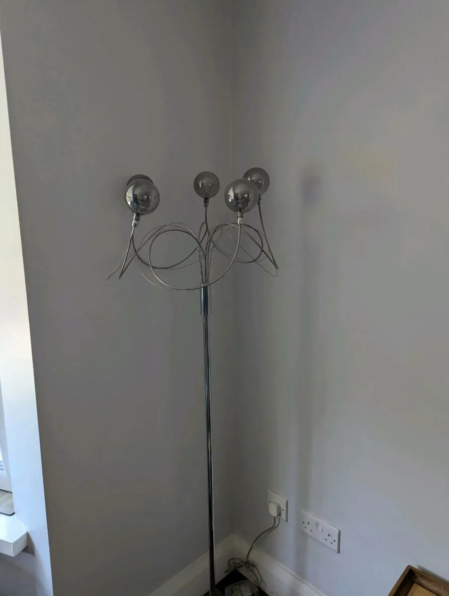 Floor Lamp - Image 2
