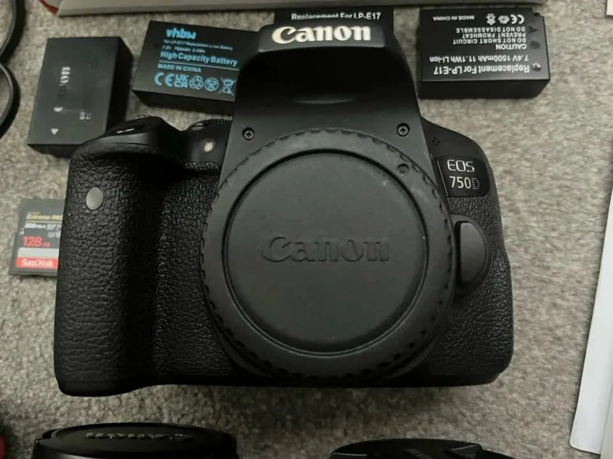Canon EOS 750D 24.2MP digital SLR camera - Image 1
