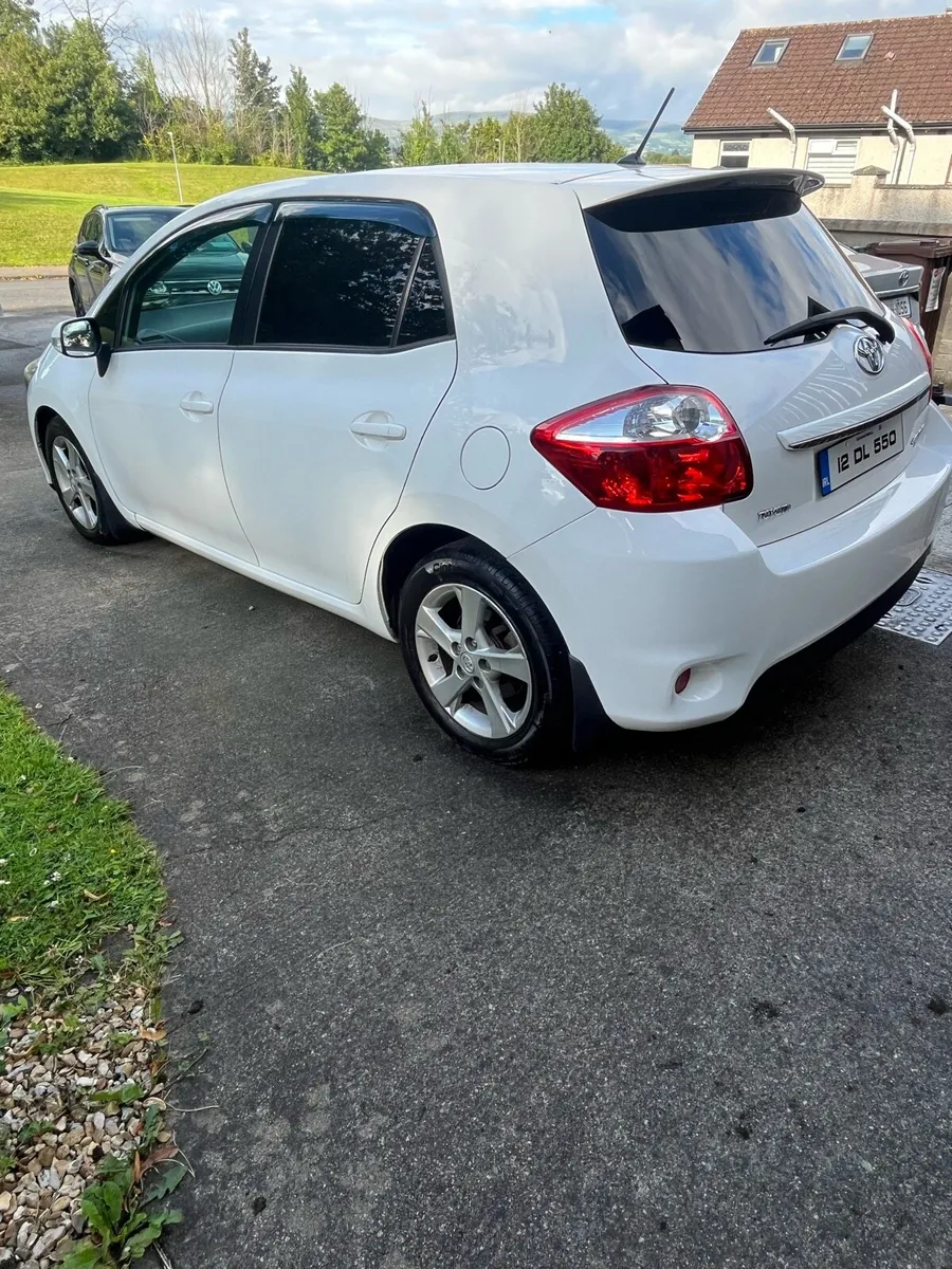 Toyota Auris Sport - Image 2