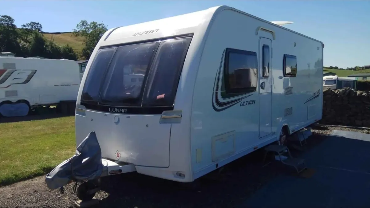 2014 Lunar ultima  4 berth caravan - Image 1
