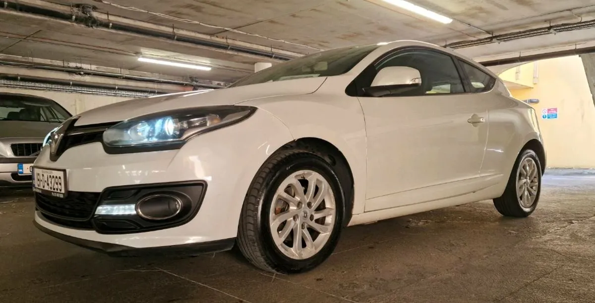Renault Megane Dinamique 1.5 DCI - Image 3